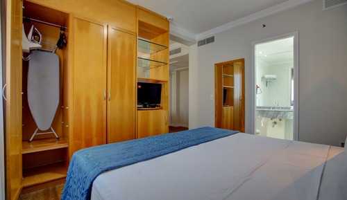 Deluxe Suite, 1 King Bed