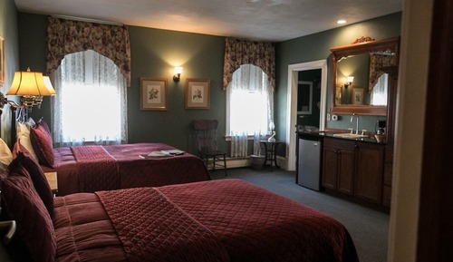 Standard Quadruple Room, Ensuite (14)