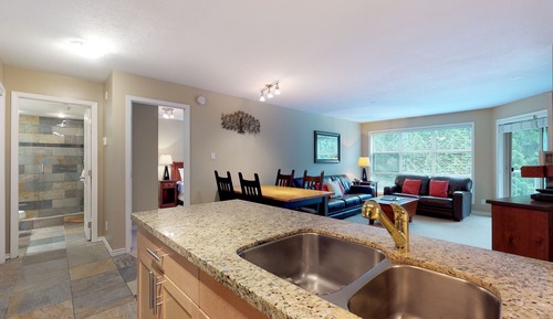 Condo, 2 Bedrooms