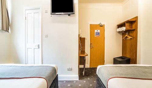 Deluxe Twin Room