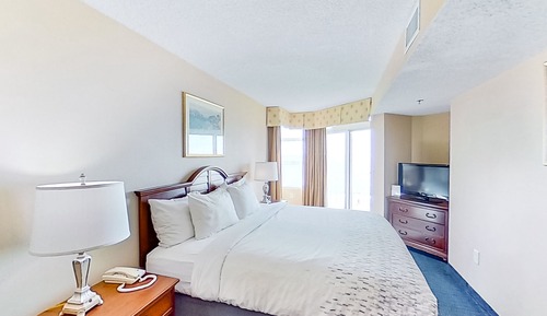 Condo, 2 Bedrooms (Oceanfront)