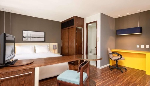 Premium Room, 1 Queen Bed