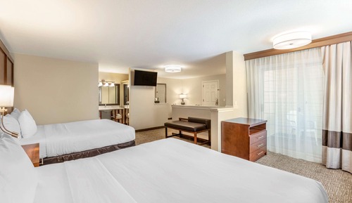 Standard Room, 2 Queen Beds, Non Smoking