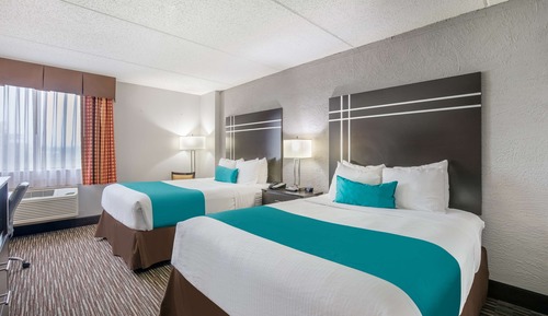 Standard Room, 2 Queen Beds, Accessible, Bathtub