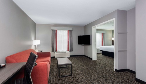 Superior Suite, 1 King Bed, Non Smoking (One-Bedroom)
