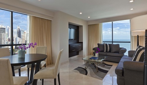 Suite, 1 Bedroom, Club Lounge Access (Dining, High Floor)