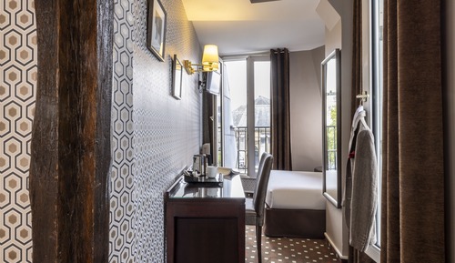Superior Single Room with Balcony