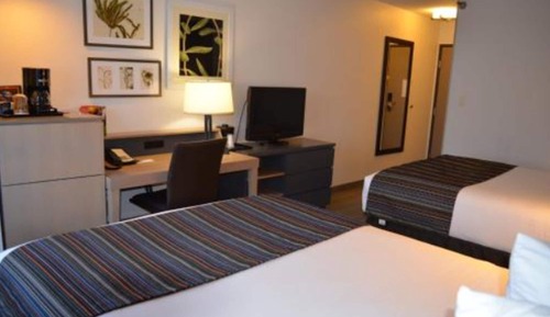 Room, 2 Queen Beds, Non Smoking