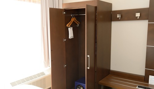 Standard Room, 2 Queen Beds, Mobility Accessible (Accessible Tub)