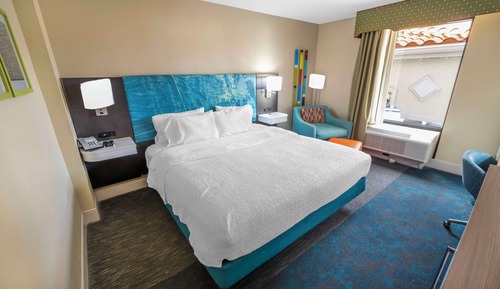 Standard Room, 1 King Bed, Non Smoking