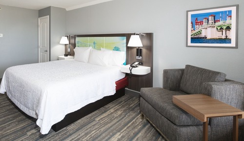 Room, 1 King Bed, Jetted Tub (Beach Side)
