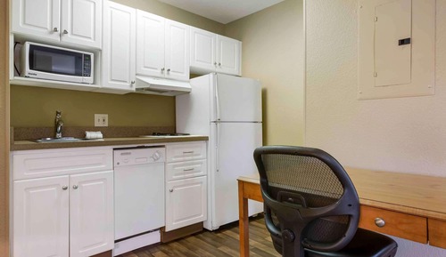 Deluxe Studio, Multiple Beds, Non Smoking