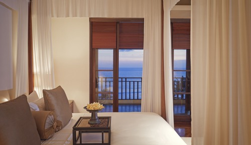 The Petitenget Suite