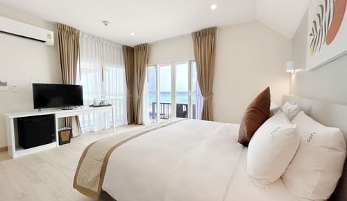 Two-Bedroom Suite