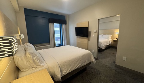 Suite, 2 Queen Beds, Accessible (Mobility, Accessible Tub)
