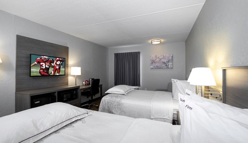 Premium Room, 2 Double Beds (Upgraded Bedding & Snack, Smoke Free)