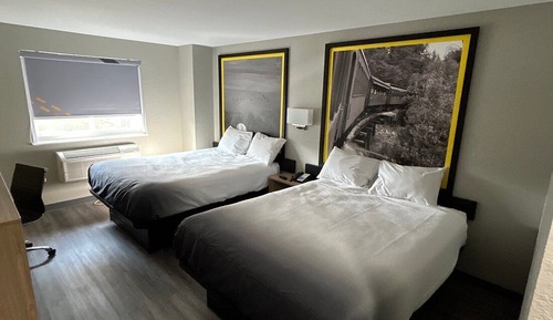 Room, 2 Queen Beds, Non Smoking