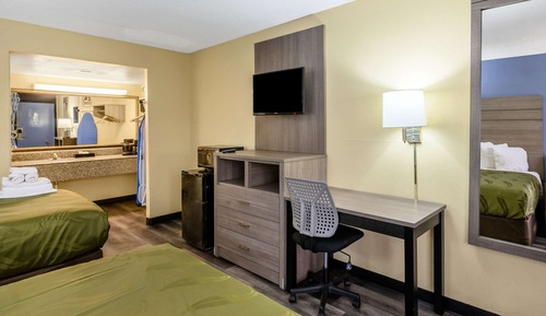 Standard Room, 2 Double Beds, Non Smoking