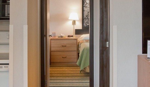 Efficiency, Room, 1 King Bed, Non Smoking