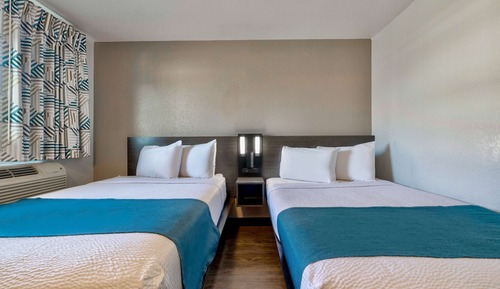 Standard Room, 2 Double Beds, Non Smoking