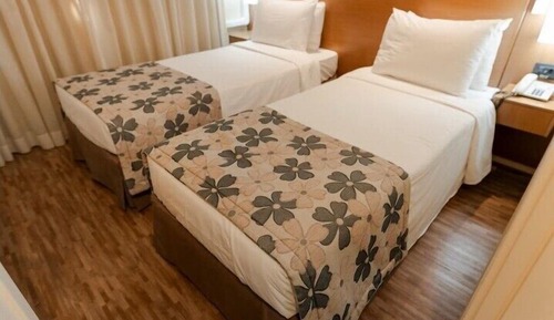 Executive Suite, 2 Twin Beds