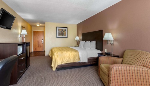 Standard Room, 1 King Bed, Non Smoking