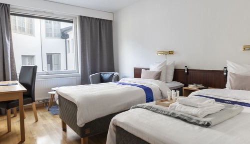 Economy Room, Shared Bathroom