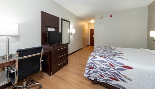 Suite, 1 King Bed, Smoking, Hot Tub