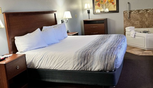 Room, 1 Bedroom, Non Smoking (1 King Bed)