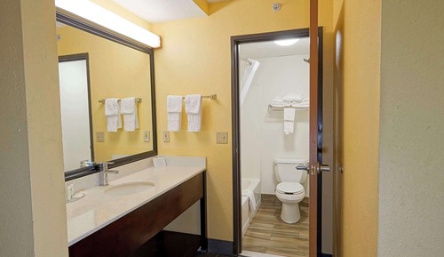 Suite, 1 King Bed with Sofa bed, Non Smoking, Hot Tub