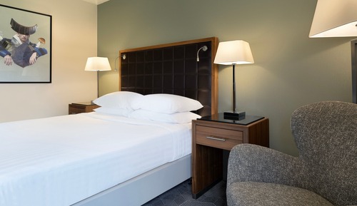 Premium Room, 1 Queen Bed with Sofa bed, Non Smoking