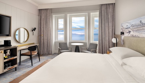 Superior Room, 1 King Bed, Non Smoking, Sea View