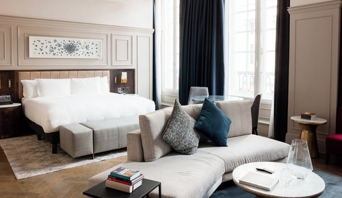Signature Suite