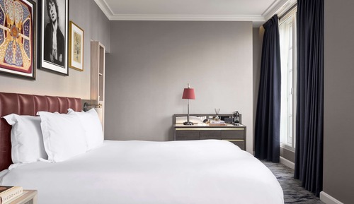 Room, 1 King Bed (Trafalgar)