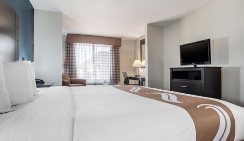 Suite, 1 King Bed, Non Smoking