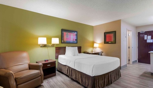 Studio, 1 Queen Bed, Accessible, Non Smoking