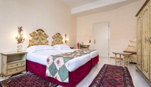 Classic Double or Twin Room