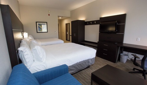 Suite, 2 Queen Beds