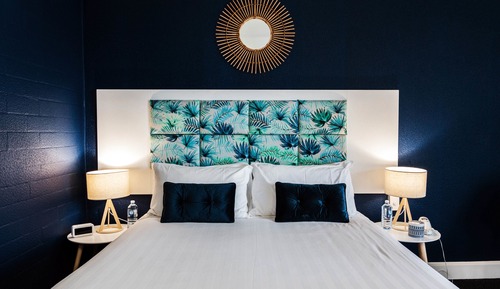 Executive Room, River View