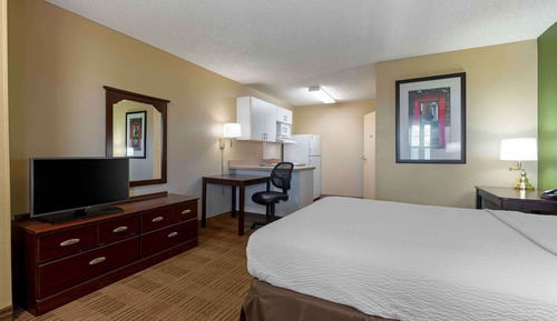 Studio, 1 Queen Bed, Non Smoking