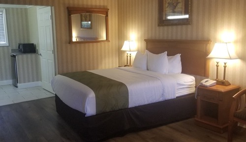 Standard Room, 1 Queen Bed, Non Smoking