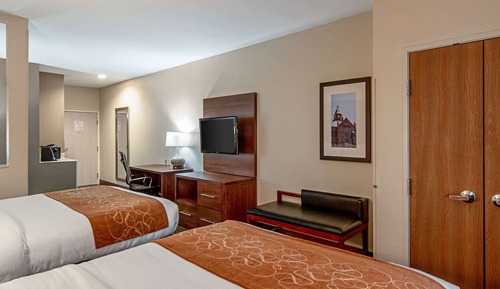 Suite, 2 Queen Beds, Non Smoking