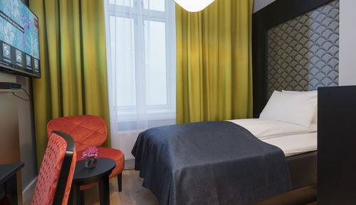 Standard Room, 1 Queen Bed, Non Smoking