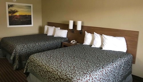 Room, 2 Queen Beds, Accessible, Non Smoking (Mobility, Bathtub w/Grab Bars)