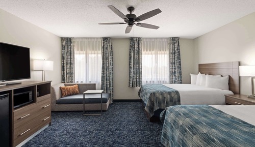 Suite, 2 Queen Beds, Non Smoking