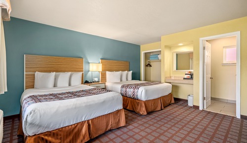 Standard Room, 2 Queen Beds