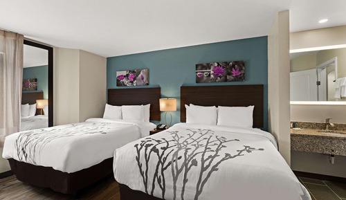 Standard Room, 2 Queen Beds, Non Smoking