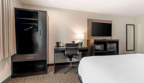 Standard Room, 2 Queen Beds, Non Smoking