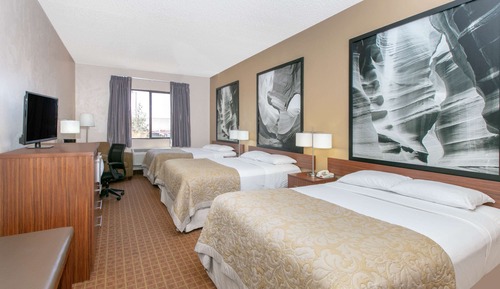 Room, Multiple Beds