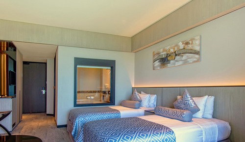 Deluxe Sea View